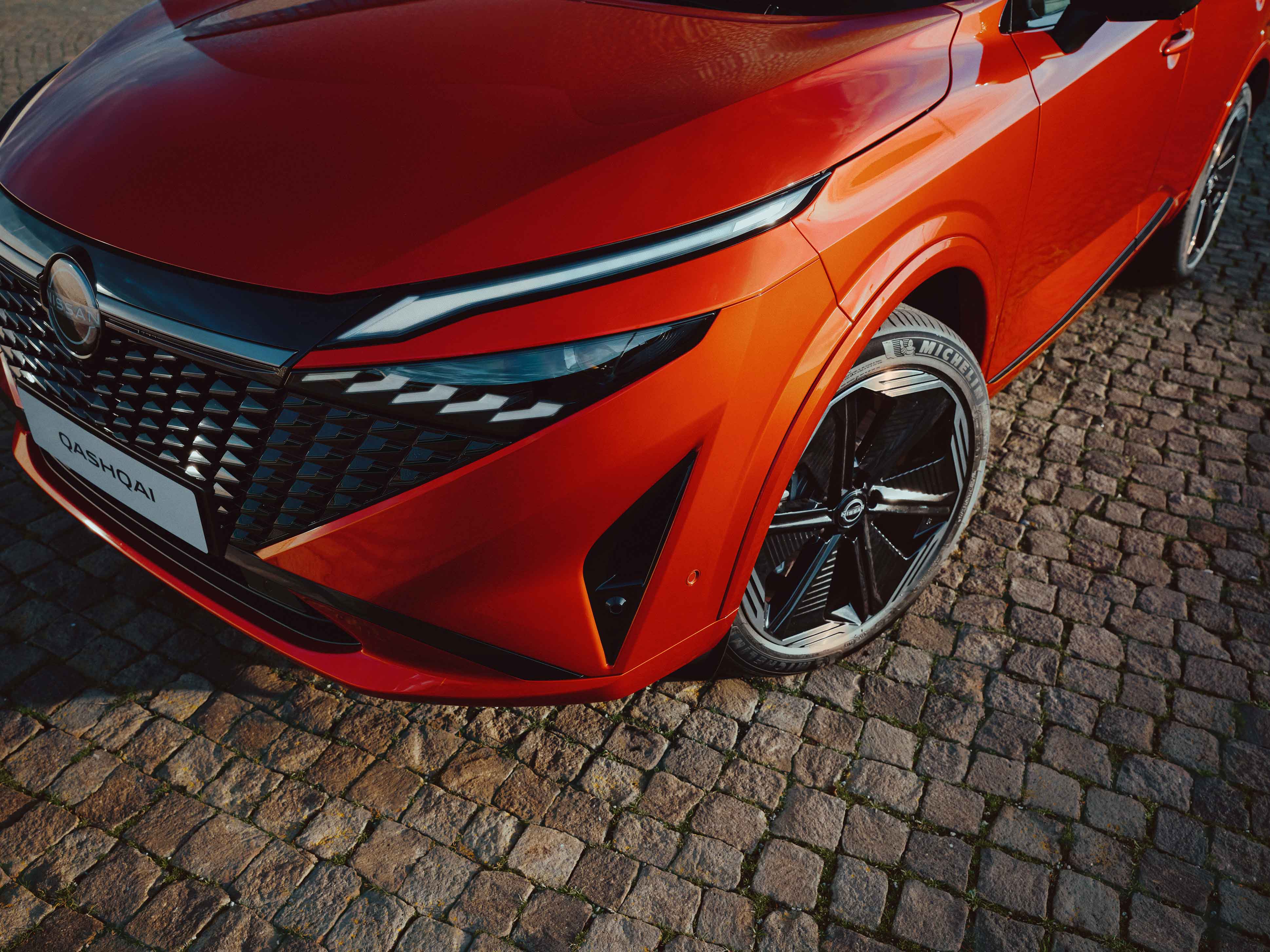 Nissan QASHQAI e-Power exterieurdesign videoloop - Hybride SUV